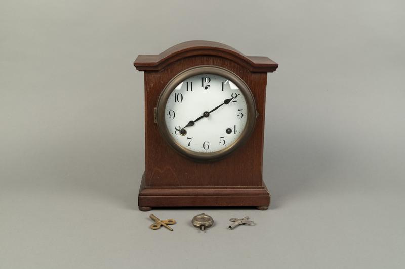 Eight day clock | MIT Museum